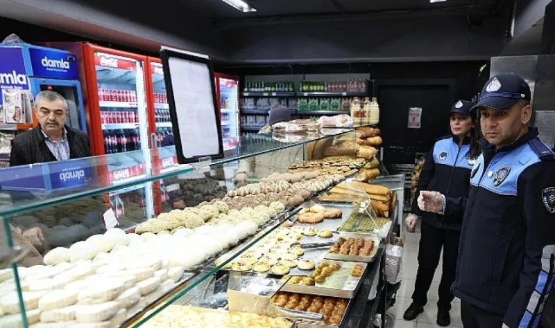 Bakırköy zabıtası halk güvenliği için market ve fırınları denetledi