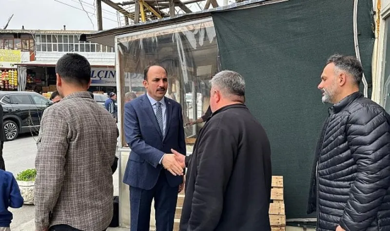 Başkan Altay esnafların ve Konyalıların bayram heyecanına ortak oldu