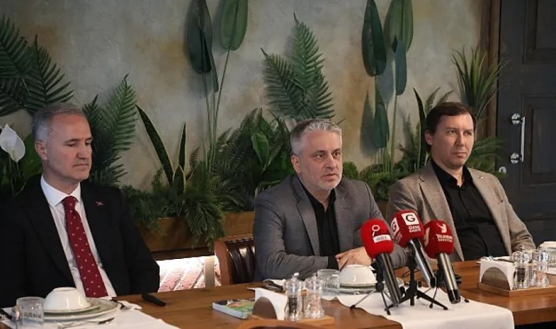 Başkan taban basın mensuplarıyla iftarda buluştu  