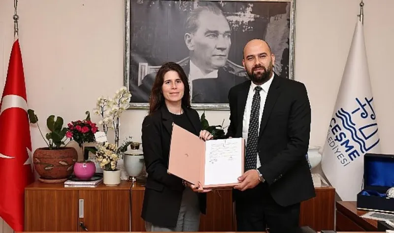 Çeşme Belediyesi ile Türkiye Satranç Federasyonu arasında iş birliği protokolü imzalandı