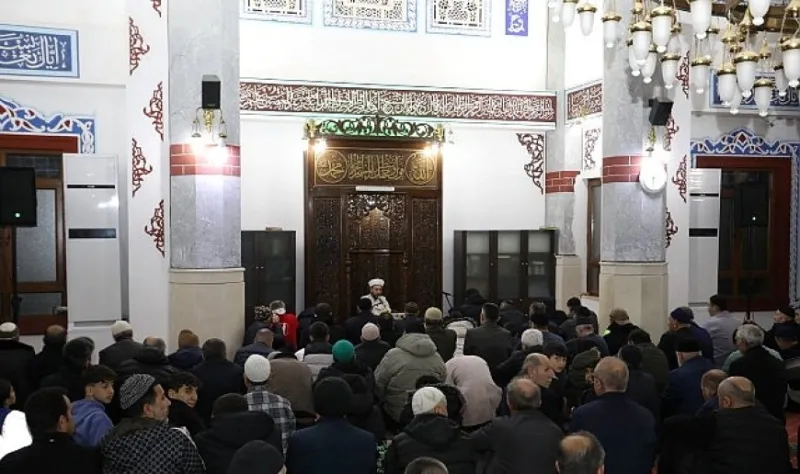 Hafız Abdullah Altun Sesiyle Gönülleri Mest Etti