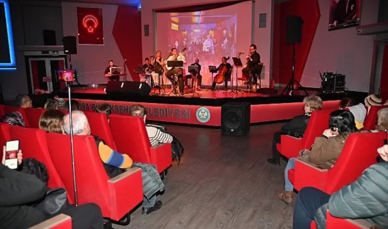 Hijazkâr Grubu’nun ‘Biçare Akşamlar’ Konseri Manisalılarla Buluştu