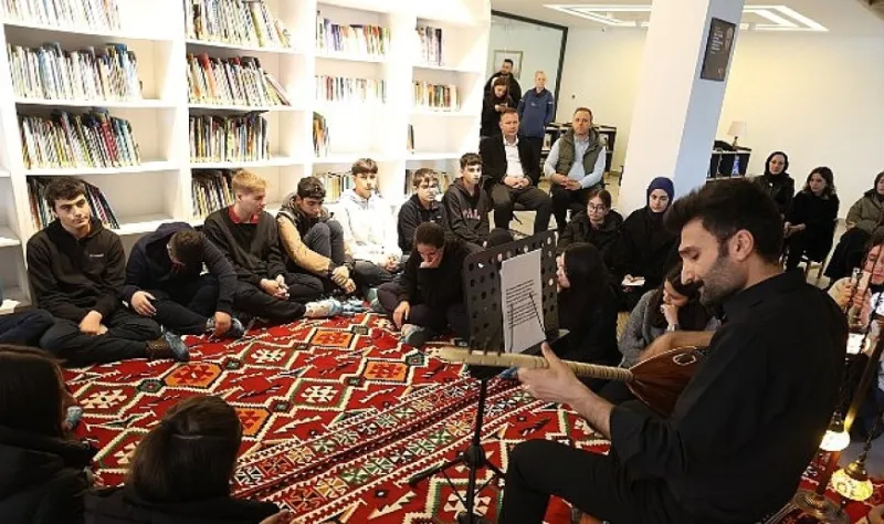 Kartepe’de Aşık Veysel Unutulmadı