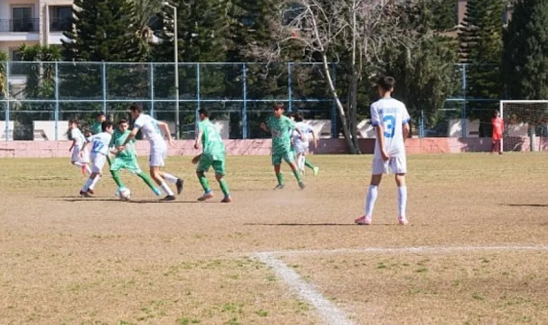 Kemer Belediye Merkez Spor gol oldu yağdı