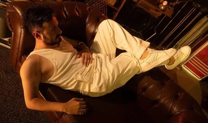Ömer Altunalan’dan Yeni Şarkı: ‘Şaşırmıyorum’ Yayında!