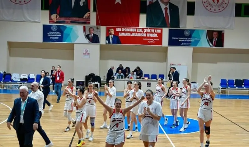 Aslan Yol Burhaniye Belediyespor Play-off’ta