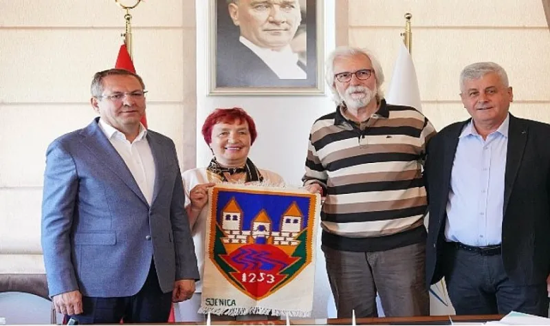 Ayvalık Belediyesi’ne Sjenica Belediye Başkanı Munib Mujagic’ten Kardeş Şehir Daveti