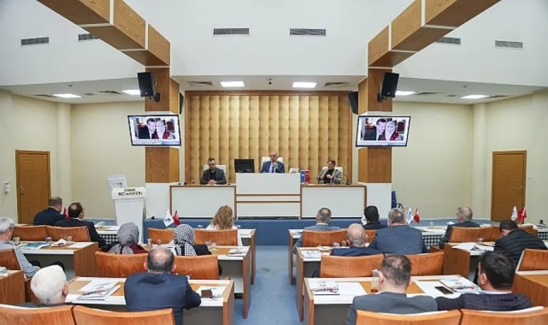 Başkan İbrahim Sandıkçı: “Milletimiz sağduyu ile hareket ederek esnafının ve üreticisinin yanında yer aldı”