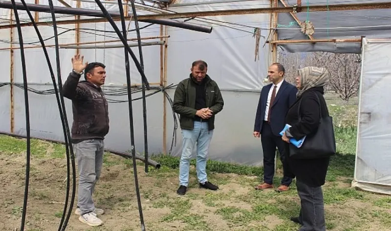 Elmalı’da çiftçilere biyolojik mücadele eğitimi