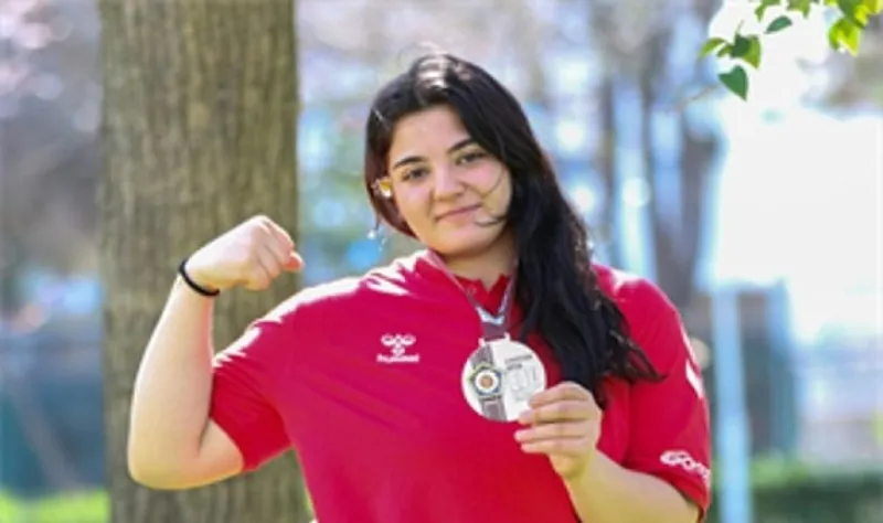 Henüz 17 yaşında ama başarılarıyla zirvede Sema’nın hedefi olimpiyat madalyası