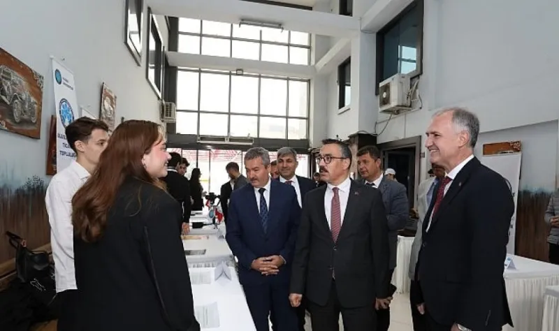 İnegöl’de Öğrencilerin Fikirleri Yarıştı