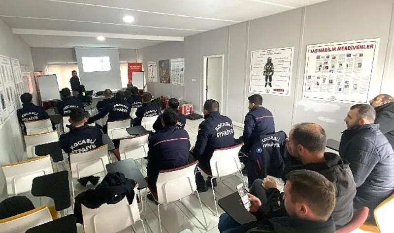 İtfaiye personeline ‘asansörde kurtarma’ eğitimi