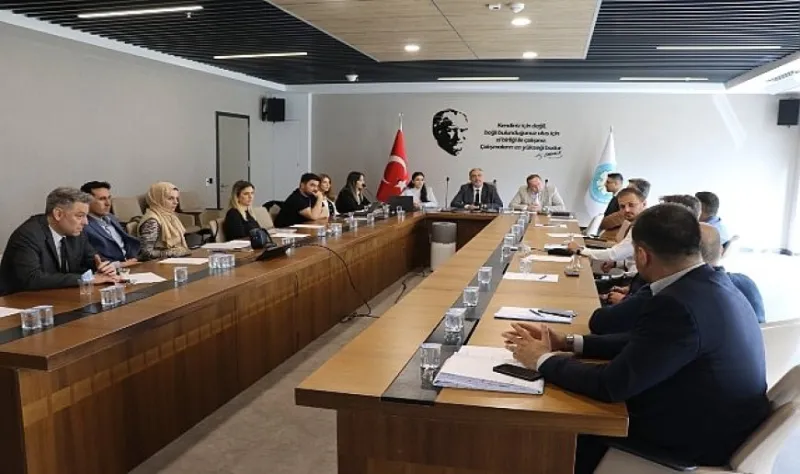 Manisa Enerji Platformu’ndan ilçe belediyelerine güneş enerjisi sistemleri eğitimi