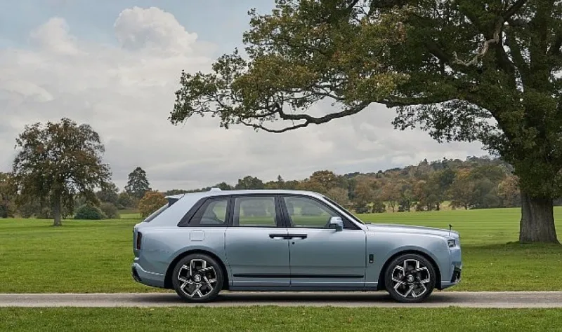 Rolls-Royce, eşsiz Cullinan Daisy’yi tanıtıyor