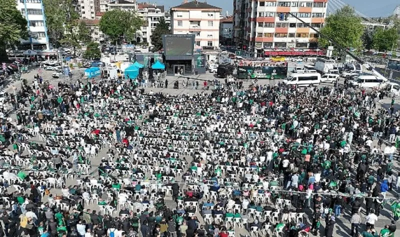 Taraftar, coşkuyla şampiyon Kocaelispor’u bekliyor