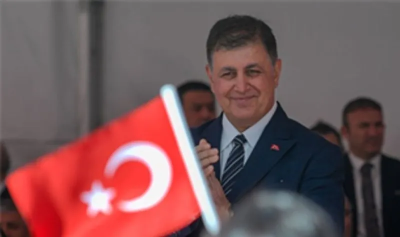 Tugay: İzmirlileri, 23 Nisan 1920’nin aydınlığıyla selamlıyorum