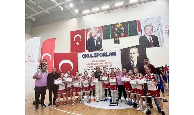 Canik Belediyespor’dan Çifte Türkiye Şampiyonluğu