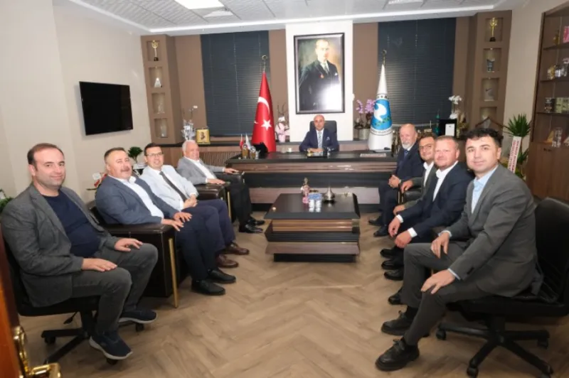 Başkan Özdemir’den Marmarabirlik’e ‘hayırlı olsun’ ziyareti