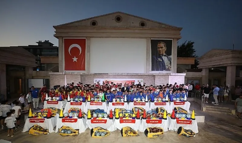 Menderes Belediyesi’nden Spora Destek