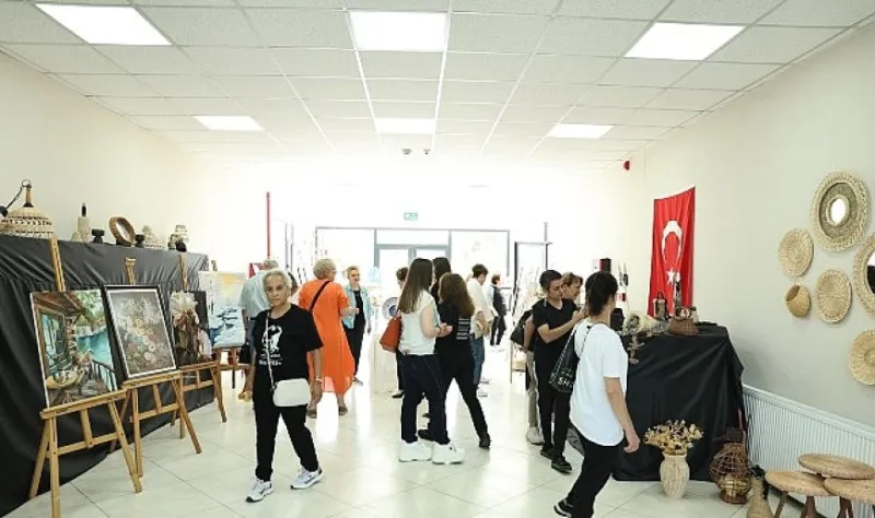 Olgun gençlerden göz alıcı eserler