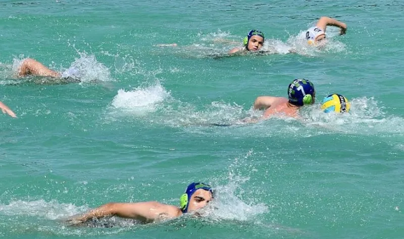 Spor ve eğlenceyi birleştiren Sutopu Festivali başladı