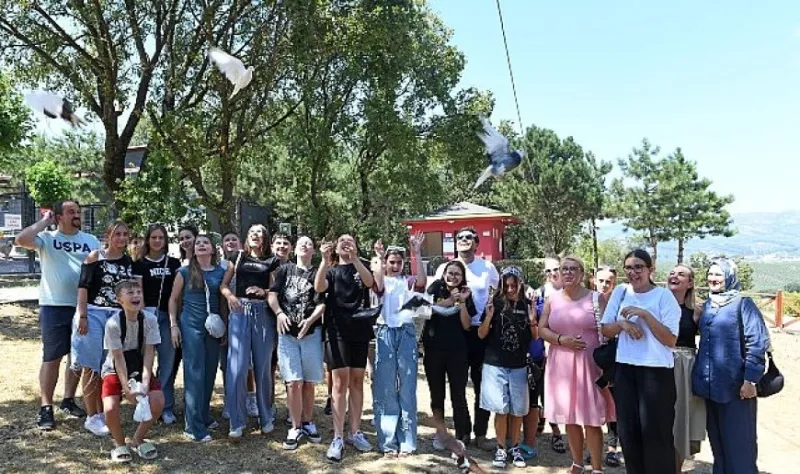 Bosnalı öğrenciler Osmangazi’de hayvan sevgisiyle buluştu