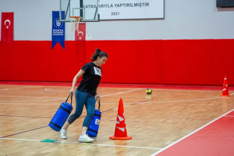 Bursa’da Zabıta olmak için parkurda ter döktüler