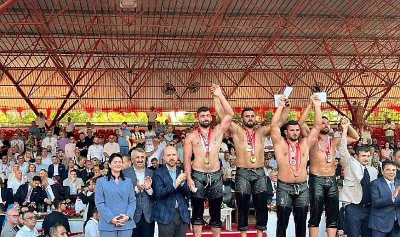 Gölcük Belediyespor, öner başpehlivanlığa bir adım daha yaklaştı