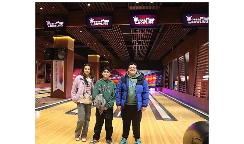 Bowling Turnuvasında Yarıyıl Tatilinin Tadını Çıkardılar