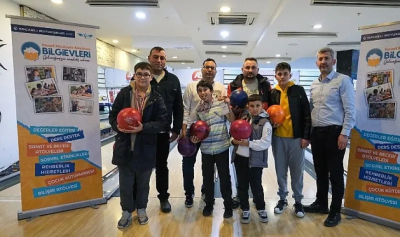 Bilgievleri’nden baba-oğul bowling turnuvası