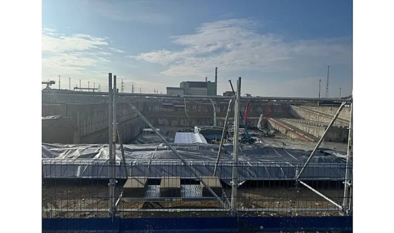 Santralin 5. Güç Ünitesi’nin reaktör binasının temeline beton dökümüne başlandı