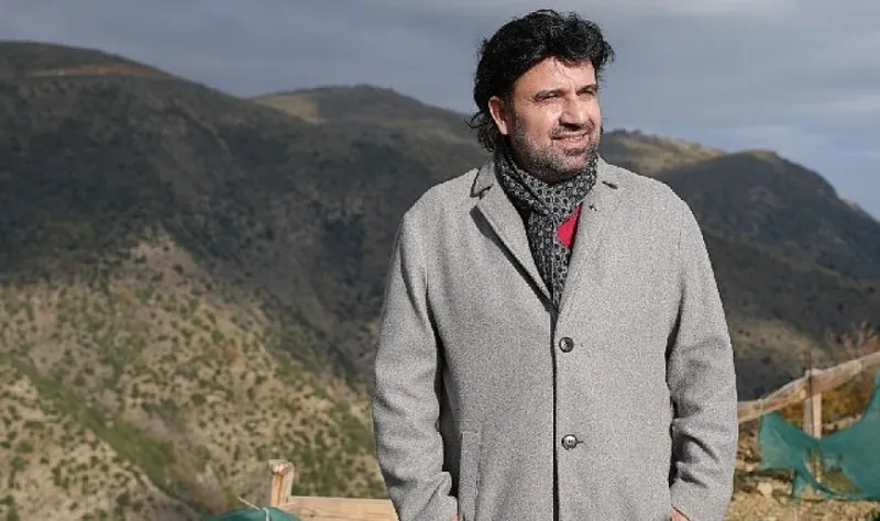 Taverna Müziğinin En Güçlü Sesi: Tuncay Tuncel’den “Bugün Doğum Günüm”