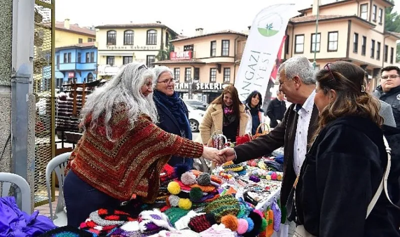 Kadın Girişimciler Bayram Sokağı Kapılarını Açtı