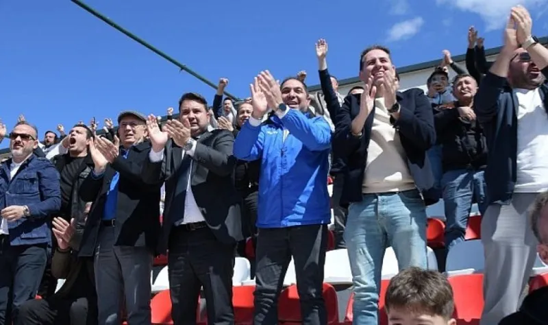 Şampiyonluk Meşalesi Bağlum’da Yakıldı