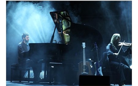 Dünyaca ünlü piyanist İzmir’de ayakta alkışlandı