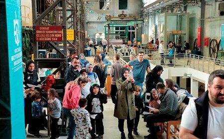 Kâğıt uçaklar geleceğin hayalleri için havalandı