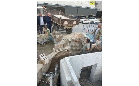 Çınarlı Kavşağı’na ‘Hanna’ heykeli