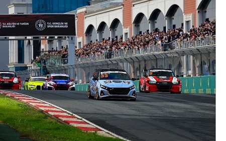 TOSFED İstanbul Park’ta Yağmur Altında Son Tango