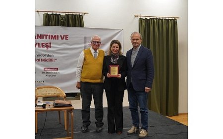 Kemal Anadol’dan “Hoşça Kal Midilli” Ayvalık’ta Tanıtıldı