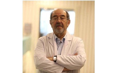 Alzheimer hastalarına yaklaşımda empati ve sabır önemli!