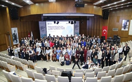 Bölgesel İngilizce Öğretmenleri Konferansı Adana’da İki Yüz Öğretmeni Güncel Eğitim Yaklaşımları Etrafında Buluşturdu
