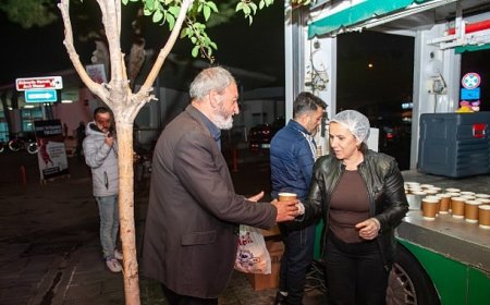 Karşıyaka’da soğuk sabahlara sıcak dokunuş: Çorba ikramı başladı