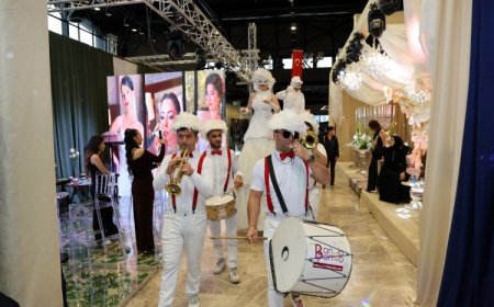 Kocaeli 3. Evlilik Fuarı’nda gelinlik ve bindallılar sahneye çıktı