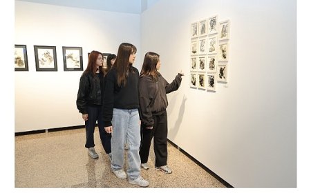 ‘Varlığın Arayüzü’ Sergisi Sefaköy Galeri Küp’te