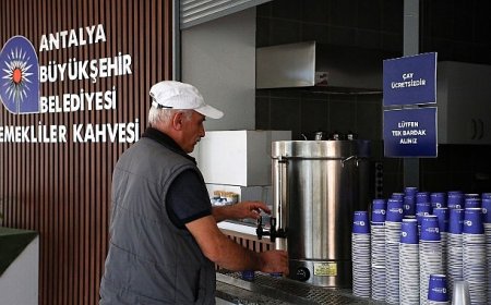 Büyükşehir Belediyesi’nin Emekli Kahveleri büyük ilgi görüyor