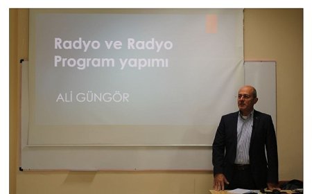 Yapımcı Güngör, Egeli öğrencilere program yapım sürecini anlattı