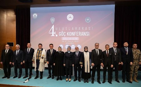 Başkan Altay: “Şehrimize Gelen Herkese İnsanca Bir Yaşam Sunmak Zorundayız”