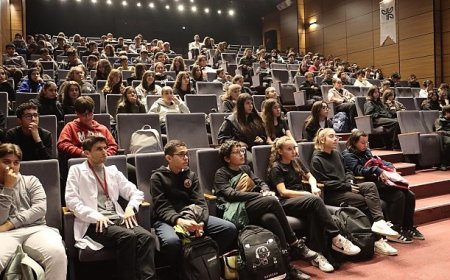 Maltepe’de uygulamalı afet eğitimleri devam ediyor