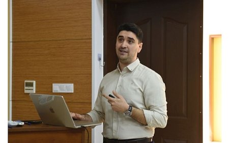 EÜ’de ağız ve diş sağlığı güncel bilim ışığında konuşuldu