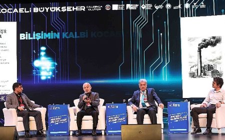 Kocaeli’de ‘dijital savaşlar’ ve ‘adalet’ konuşuldu